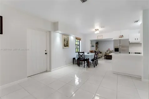 9771 Martinique Drive Cutler Bay FL 33189