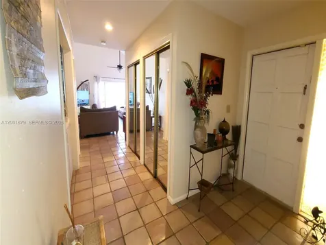 5524 Constant Spring Terrace Lauderhill FL 33319