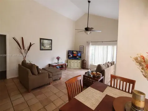 5524 Constant Spring Terrace Lauderhill FL 33319
