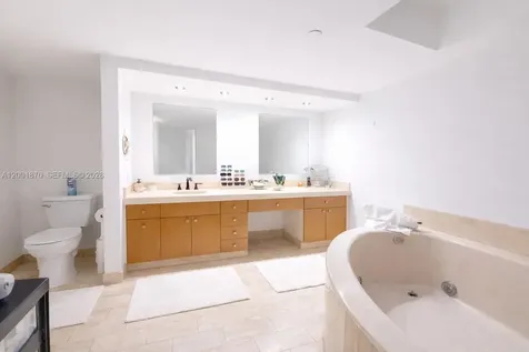 19707 Turnberry Way Aventura FL 33180