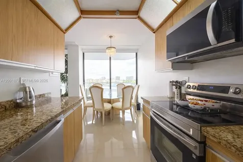 19707 Turnberry Way Aventura FL 33180