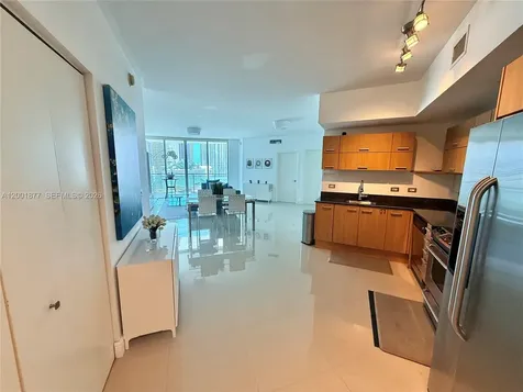 350 S Miami Avenue Miami FL 33130