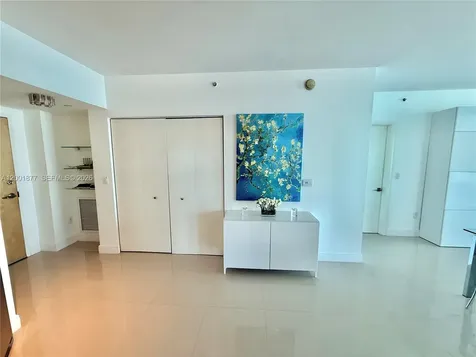 350 S Miami Avenue Miami FL 33130