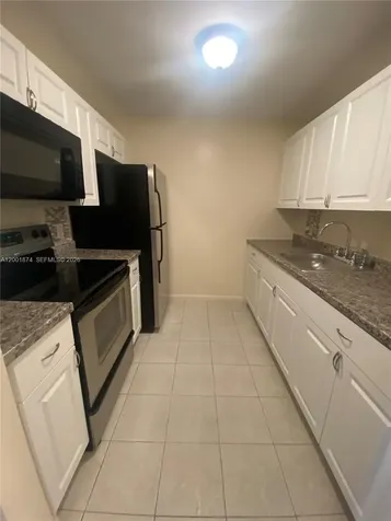 800 SW 131st Avenue Pembroke Pines FL 33027