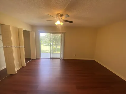 800 SW 131st Avenue Pembroke Pines FL 33027