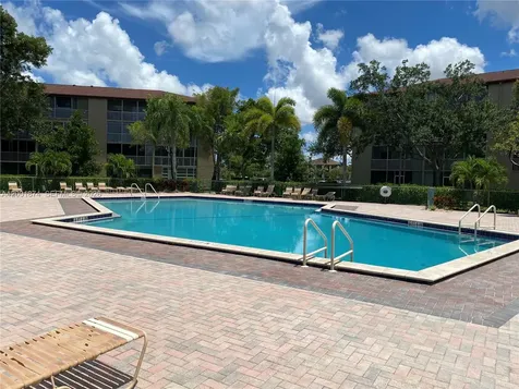 800 SW 131st Avenue Pembroke Pines FL 33027