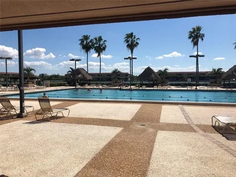 800 SW 131st Avenue Pembroke Pines FL 33027