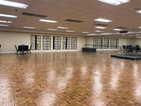 800 SW 131st Avenue Pembroke Pines FL 33027