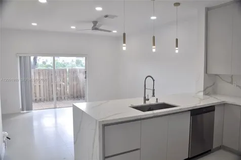 8261 NW 107th Court Doral FL 33178