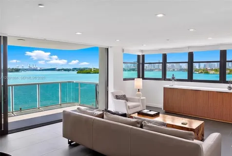 9 Island Avenue Miami Beach FL 33139