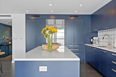 9 Island Avenue Miami Beach FL 33139