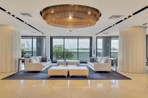 9 Island Avenue Miami Beach FL 33139