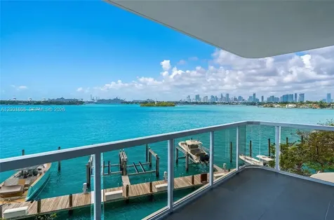 9 Island Avenue Miami Beach FL 33139