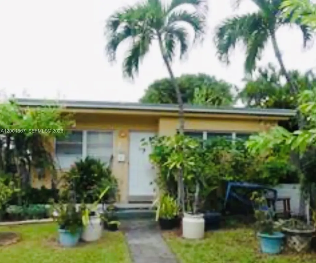 1629 Mayo Street Hollywood FL 33020