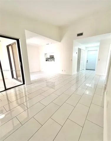 6109 NW 171st Street Hialeah FL 33015