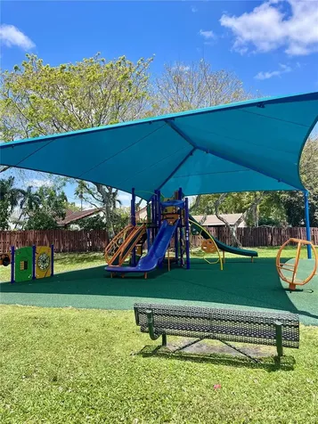 6109 NW 171st Street Hialeah FL 33015
