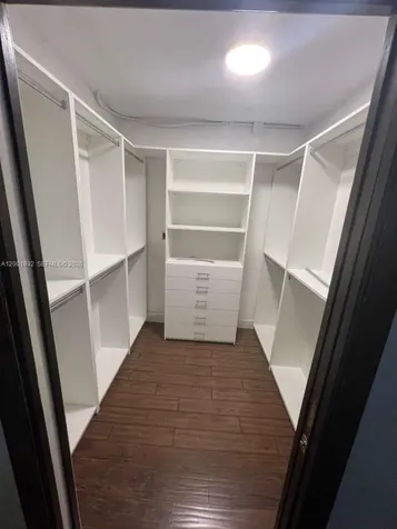 6900 SW 22nd Street Miami FL 33155