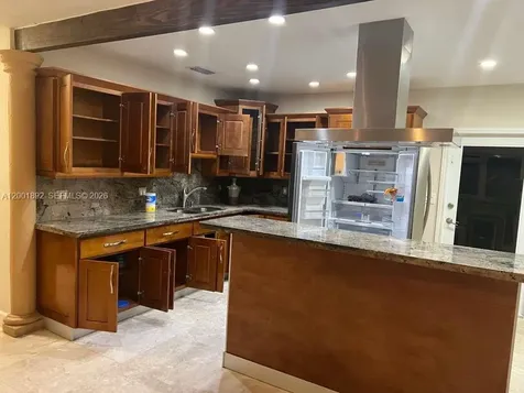 6900 SW 22nd Street Miami FL 33155