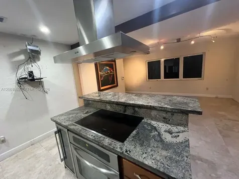 6900 SW 22nd Street Miami FL 33155