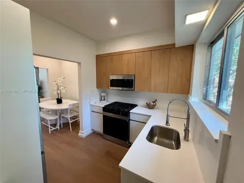 1535 West Avenue Miami Beach FL 33139