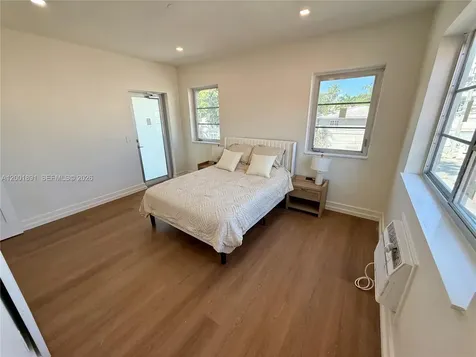 1535 West Avenue Miami Beach FL 33139