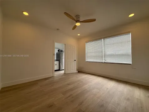 12906 NE 6th Avenue North Miami FL 33161