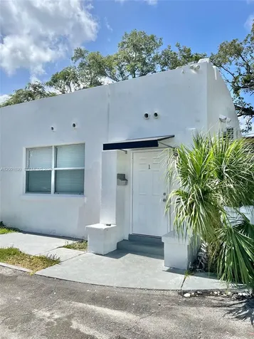 12906 NE 6th Avenue North Miami FL 33161