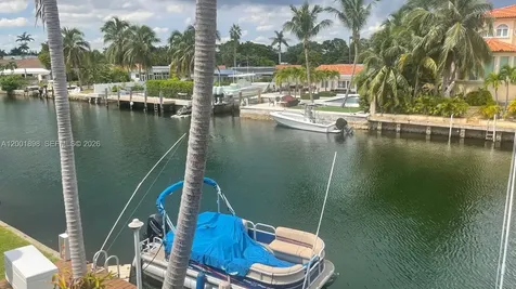2225 NE 123rd Street North Miami FL 33181
