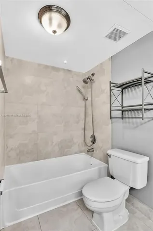 2851 N Oakland Forest Drive Oakland Park FL 33309