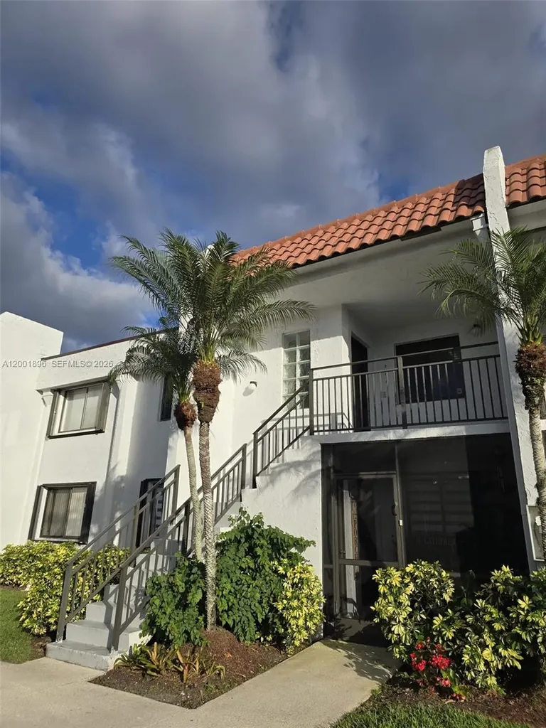 310 Racquet Club Road Weston FL 33326