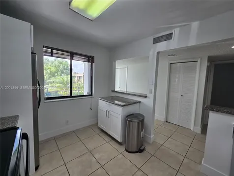 310 Racquet Club Road Weston FL 33326