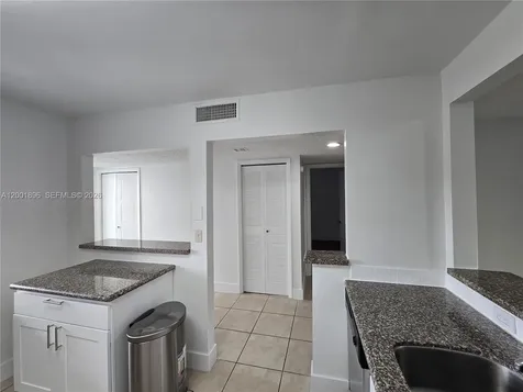 310 Racquet Club Road Weston FL 33326