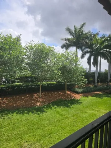 310 Racquet Club Road Weston FL 33326