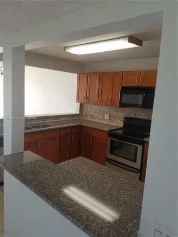 310 Racquet Club Road Weston FL 33326