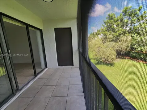 310 Racquet Club Road Weston FL 33326