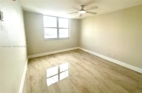 770 Claughton Island Drive Miami FL 33131