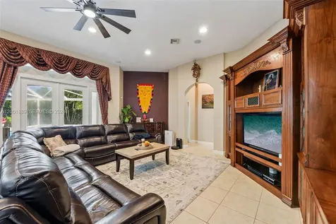 13457 Majestic Way Cooper City FL 33330