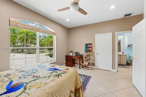 13457 Majestic Way Cooper City FL 33330