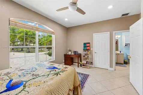 13457 Majestic Way Cooper City FL 33330