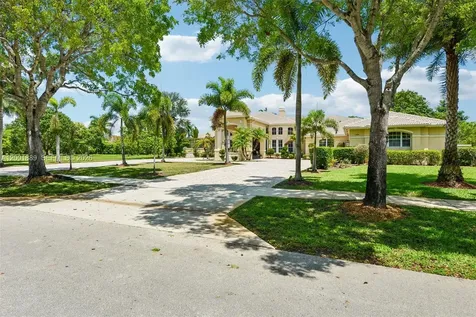 13457 Majestic Way Cooper City FL 33330