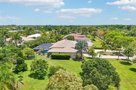 13457 Majestic Way Cooper City FL 33330