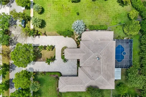 13457 Majestic Way Cooper City FL 33330