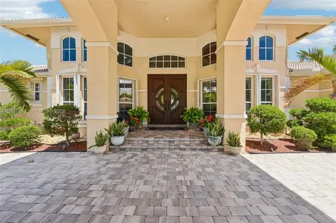 13457 Majestic Way Cooper City FL 33330