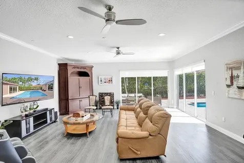 9921 NW 60th Place Parkland FL 33076