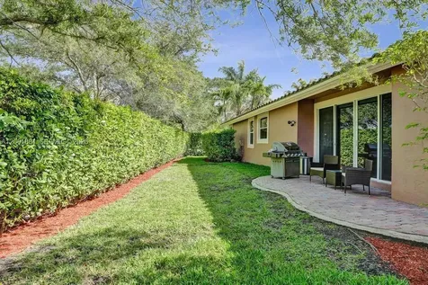9921 NW 60th Place Parkland FL 33076