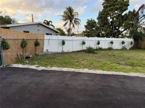 1606 NW 12th Avenue Fort Lauderdale FL 33311