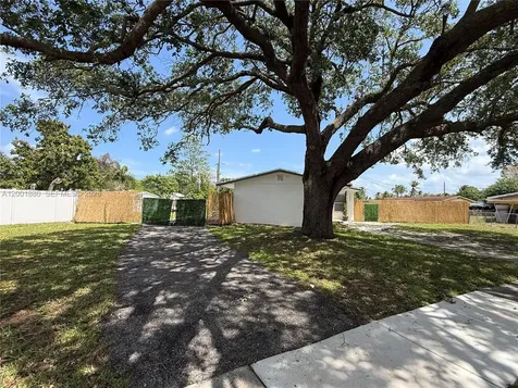 1606 NW 12th Avenue Fort Lauderdale FL 33311