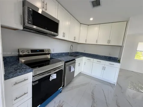 1606 NW 12th Avenue Fort Lauderdale FL 33311