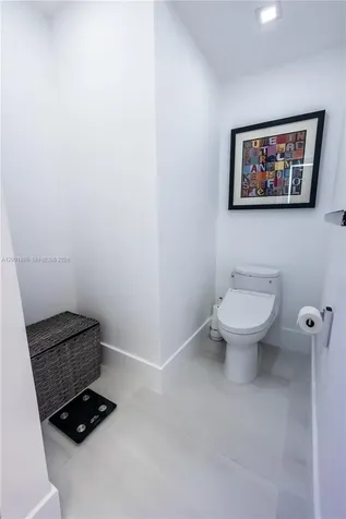 3600 Mystic Pointe Drive Aventura FL 33180