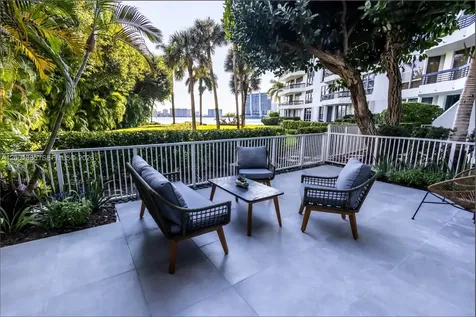 3600 Mystic Pointe Drive Aventura FL 33180